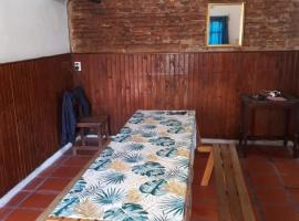 Alojamiento hostel Lodeolga "La Florida"、ロサリオのホテル