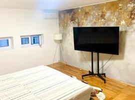 City Center Square DeLuxe Nest, hotel em Podgorica