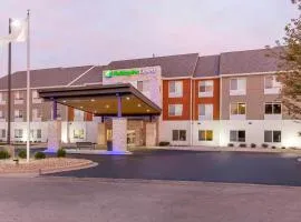 Holiday Inn Express and Suites Chicago West - St Charles, an IHG Hotel