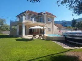 Villa Morris