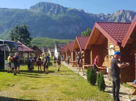 PROKLETIJE eko katun Vusanje, hotel v destinaci Gusinje