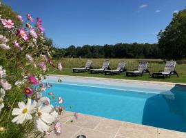 La Vignellerie du Lac, hotel near Château de Gizeux, Hommes