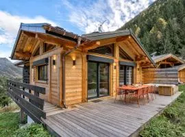 Chalet Green Forest