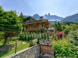 Chalet Red Fox