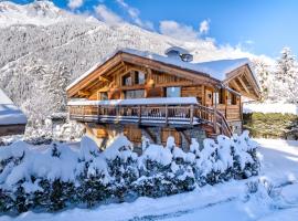 Chalet Black Wood, hotel con estacionamiento en Chamonix-Mont-Blanc