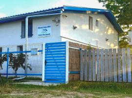 Hanul Casa Alba Fehér Ház Fogadó, beach rental in Periprava