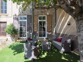 Le Jardin des Docks - Appt avec jardin, 3-stjärnigt hotell i Lyon