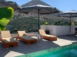 White Boutique Homes - Serenity