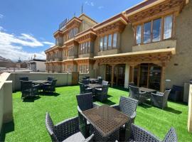 Hotel Kharu Vilaasa, hotell i Chimre
