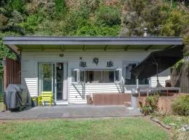 Kopu Cottage - Turangi Holiday Home