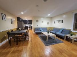 Classy 3 bed near NYC with view!, departamento en Union City