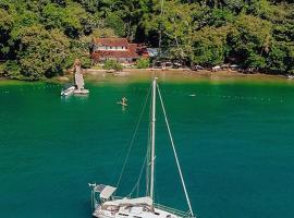 Paseos en Velero Ilha Grande, barco em Abraão