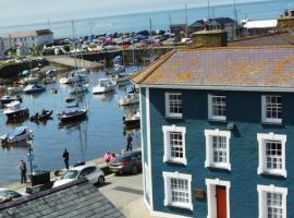Hive Townhouse, hotel bajet di Aberaeron