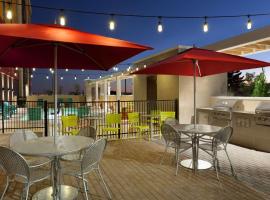 Home2 Suites By Hilton El Paso Airport, ξενοδοχείο σε Ελ Πάσο