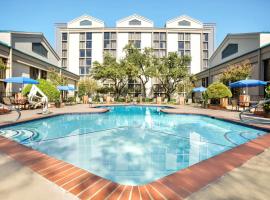 DoubleTree by Hilton DFW Airport North, Hotel in der N&auml;he vom Flughafen Dallas-Fort Worth, Irving