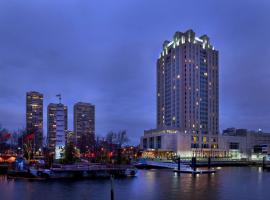 Hilton Philadelphia at Penn's Landing, hotel in: Historisch / Waterfront District, Philadelphia