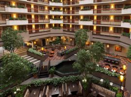 Embassy Suites by Hilton Austin Arboretum, hotel v destinaci Austin