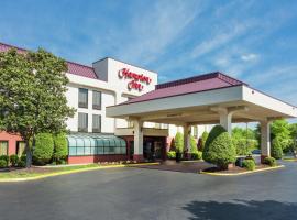 Hampton Inn Hopewell Fort Gregg-Adams, хотел в Хоупуел