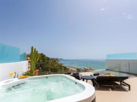 THE DUNES WAVE Higuerón, hotel with jacuzzis in Fuengirola