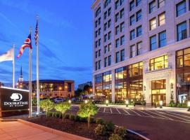 Doubletree By Hilton Youngstown Downtown、ヤングスタウンのホテル