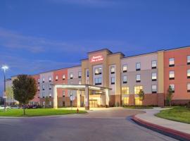 Hampton Inn & Suites Columbus Scioto Downs, hotell i nærheten av Fow Fire Golf Club i Columbus
