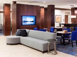 Courtyard by Marriott Dallas Plano/Richardson: Plano, Historic Downtown Plano yakınında bir otel