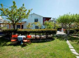 Aiolis Rooms, alojamento com cozinha em Kamariotissa