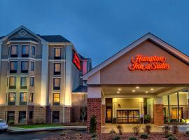 Hampton Inn and Suites Asheville Airport, отель в городе Флетчер