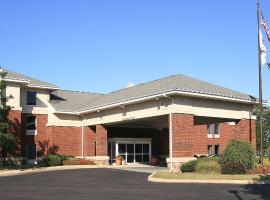 Hampton Inn & Suites Newtown, hotel near Trenton-Mercer Airport - TTN, Yardley