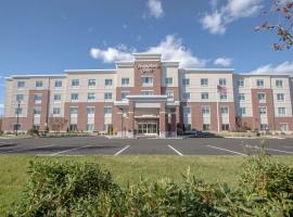 Hampton Inn by Hilton Amesbury, MA，埃姆斯伯里的飯店