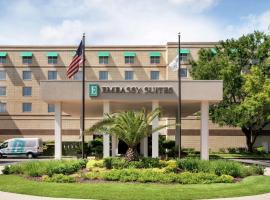 Embassy Suites Brunswick, hotel berdekatan Brunswick Golden Isles Airport - BQK, Brunswick