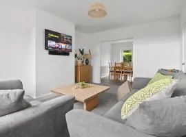 Stunning 4 bedroom home near cotswolds and Stratford upon avon