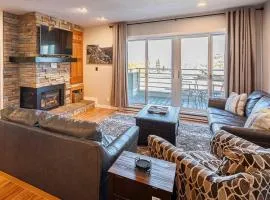 Great Location! Downtown WP with Hot Tub! Sleeps 6!