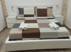 Bari White House