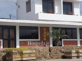 R. A. C. S., hotel pantai di Paracas