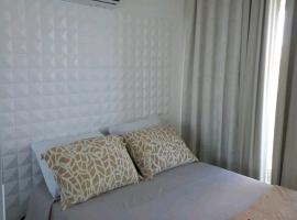 Flat Mar Bello Plaza Beira Mar Intermares 503, room in Cabedelo