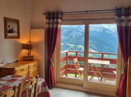 Appartement duplex familial 6 pers. à Crest-Voland avec balcon et à 50m des pistes - FR-1-733-67, ξενοδοχείο σε Crest-Voland