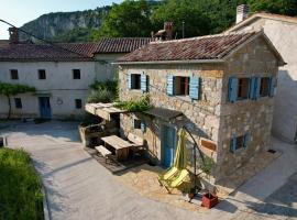 Mountain Lodge Istria, Tiny house、Ročのホテル