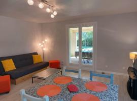 Appartement en Rez-de-jardin, hotel in Autrans