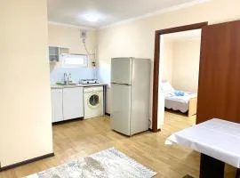 Town House, Метро Райымбек