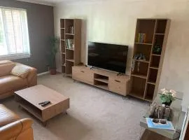 Cosy one bed flat free parking