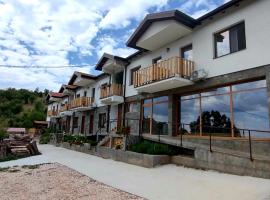 Lesnovo House Tomevski – hotel w pobliżu miejsca Aquapark Macedonia w mieście Lesnovo