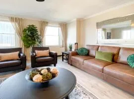 "peachtree Perch" Dtown Condo W Balcony, Sleeps 4