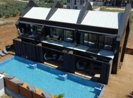 Boutique hotel with a heat pool