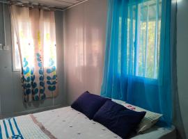 Homestay Kasturi Gong Badak, hotel with parking in Kuala Terengganu