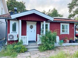 Holiday home HUDDINGE III, hotel in Huddinge