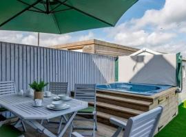 The Cosy Haven w hottub near Flamingo Land, aluguel de temporada em Kirby Misperton