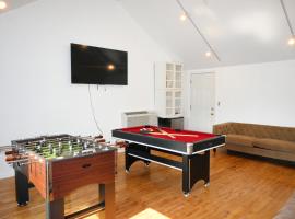 Modern Home in New Haven, vacation rental in Hamden