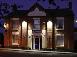 The Queen Hotel