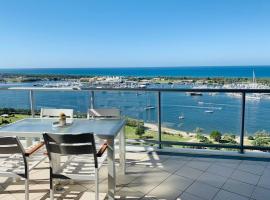 Southport Sea Views - Shores Apartment, spa hotel in Gold Coast